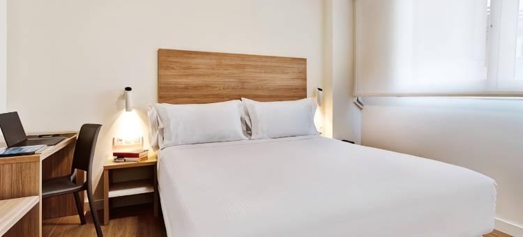 洛格罗尼奥套房赛柯特尔酒店(Sercotel Logroño Suites)图片