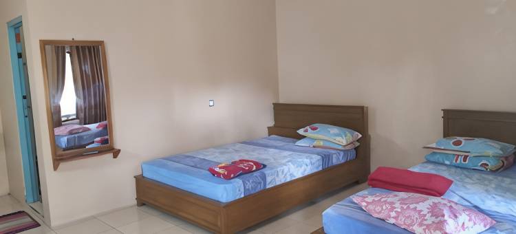 普特拉新当阿西酒店(Hotel Putra Sindang Asih)图片