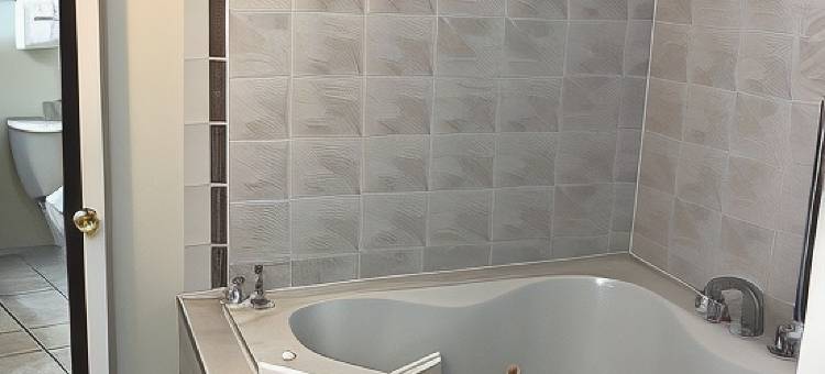 莱格奈尔华美达酒店(Ramada by Wyndham Ligonier)图片