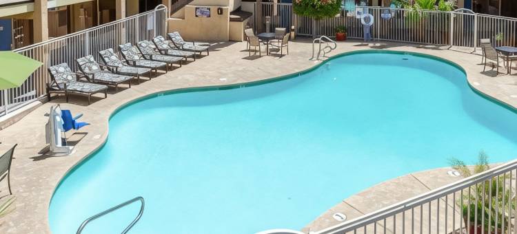 亚利桑那格兰岱尔 6 号汽车旅馆(Motel 6 Glendale, AZ)图片