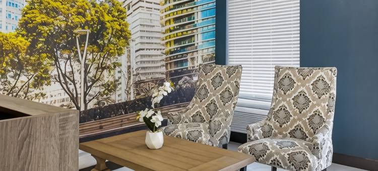 郊区酒店罗利 - 蟹树谷(Suburban Studios Raleigh - Crabtree Valley)图片