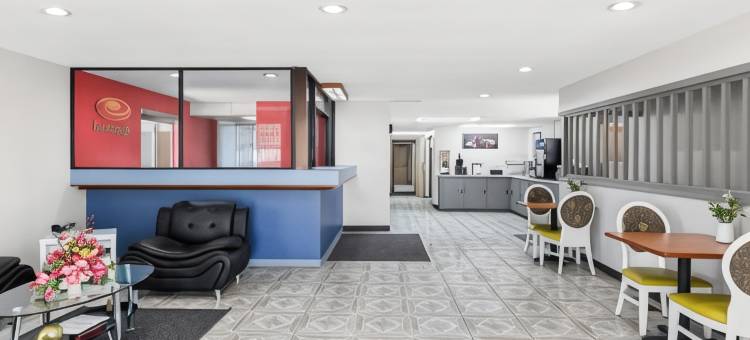 恩波里亚伊克诺旅馆(Econo Lodge)图片