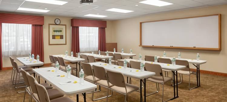 伊萨卡丽怡酒店(Country Inn & Suites by Radisson, Ithaca, NY)图片