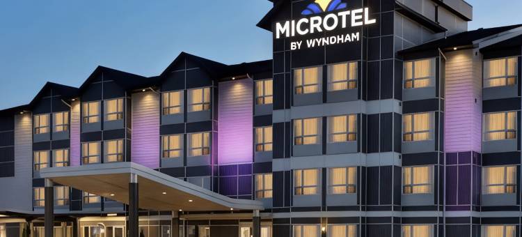 埃斯特万麦客达套房酒店(Microtel Inn & Suites by Wyndham Estevan)图片
