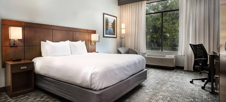 纽布朗费尔斯河村万怡酒店(Courtyard New Braunfels River Village)图片