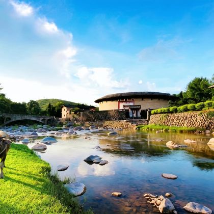 厦门+鼓浪屿+福建土楼4日3晚跟团游