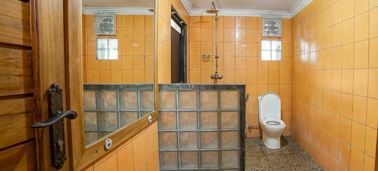 OYO-1347乔格洛加鲁特伊斯兰小屋(OYO 1347 Joglo Garut Cottage Syariah)图片