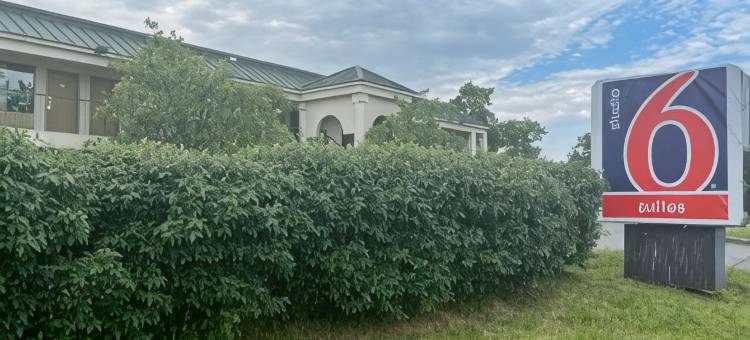 肯塔基路易斯威尔机场/会展中心 6 号套房酒店(Studio 6 Suites Louisville KY  Airport Expo Center)图片