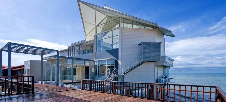 雅维林海中天酒店(Avillion Port Dickson)图片