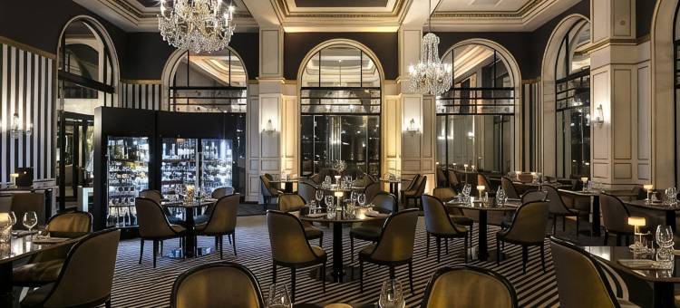 埃米塔日吕西安巴里亚酒店(Hôtel Barrière l'Hermitage)图片