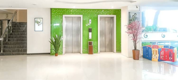 新埠头德瓦尔纳会议酒店(Dewarna Hotel and Convention Bojonegoro)图片