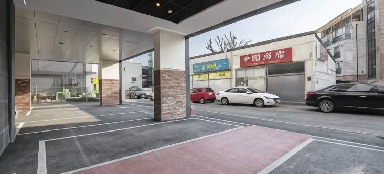龙仁爱宝乐园站赫尔墨斯酒店(Hotel Hermes at Yongin Everland Station)图片