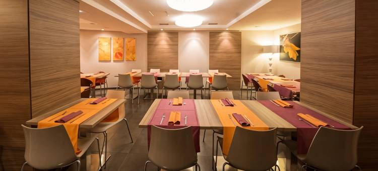 阿罗伊蓬费拉达酒店(Hotel Aroi Ponferrada)图片