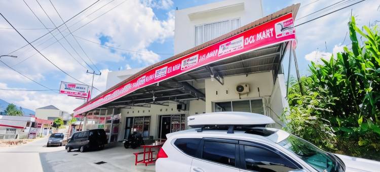 RedDoorz Syariah at GCL Bukittinggi图片