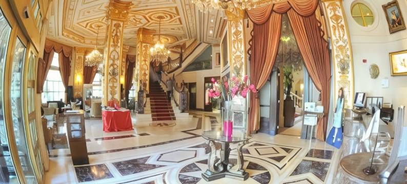 郁锦香哈姆拉酒店(Serenada Golden Palace Hotel)图片