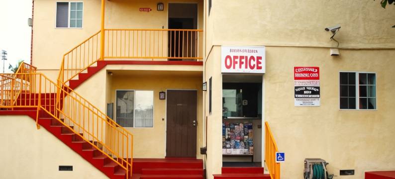 加利福尼亚格伦代尔 - 帕萨迪纳柏本克洛杉矶 6 号汽车旅馆(Motel 6 Glendale, CA – Pasadena Burbank Los Angeles)图片