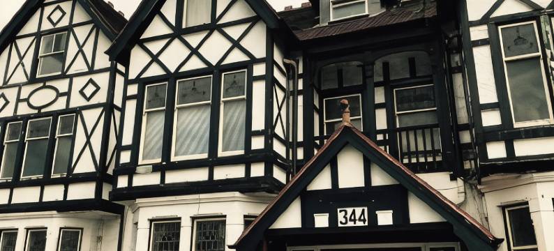 埃伯斯酒店(The Tudor House Hotel)图片