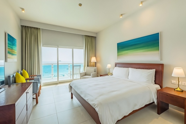 Radisson Blu Resort Fujairah Over view