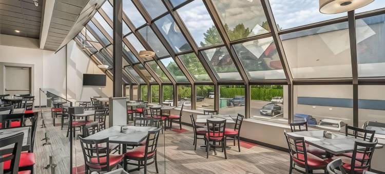 西风酒店会议中心贝斯特韦斯特酒店(Best Western the Westerly Hotel)图片