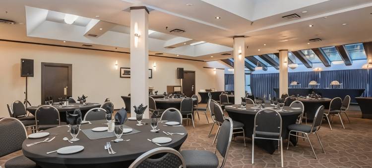潘提顿三德曼酒店(Sandman Hotel Penticton)图片