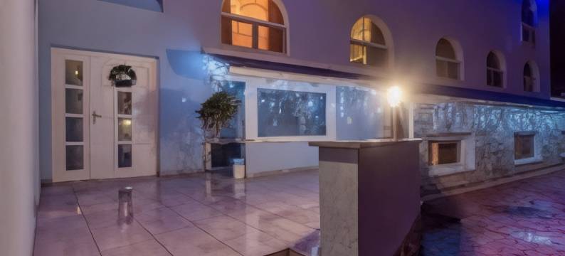 马瓦尼酒店(Márvány Panzió)图片