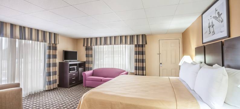 南伯灵顿Travelodge by Wyndham酒店(Travelodge by Wyndham South Burlington)图片