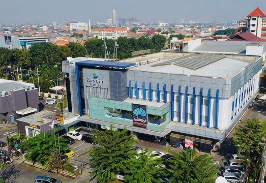 Bonnet Hotel SurabayaHotel Overview