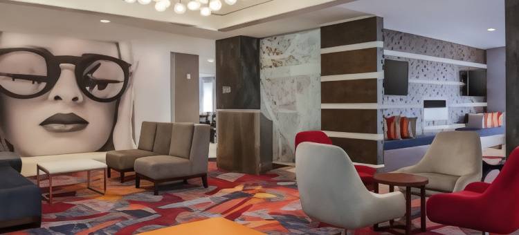 亚特兰大机场希尔顿逸林酒店(DoubleTree by Hilton Atlanta Airport)图片