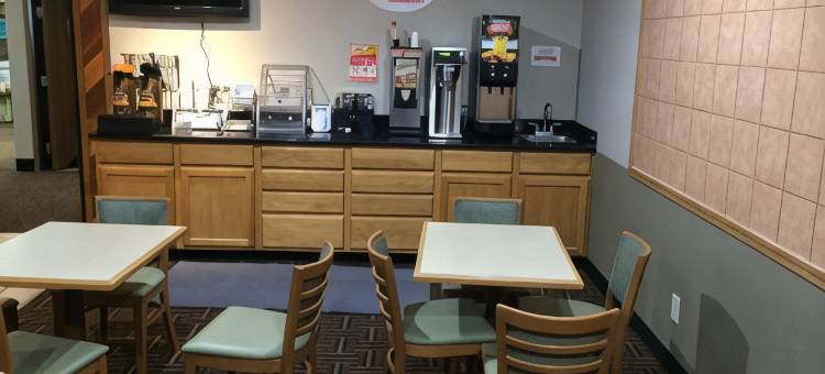 诺克斯维尔速8酒店(Super 8 by Wyndham Knoxville)图片