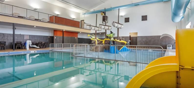 舒适酒店及套房米切尔I-90(Comfort Inn & Suites Mitchell I-90)图片