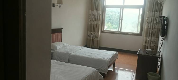石台秋浦河畔农家乐图片