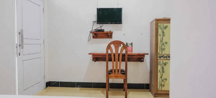 红多兹伊斯兰酒店-近里瓦植物园(RedDoorz Syariah Near Kebun Raya Liwa)图片