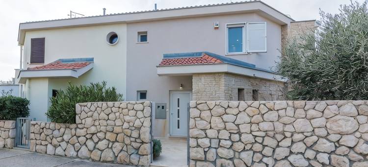 带游泳池的白玫瑰豪华别墅(Villa White Rose with Private Pool)图片