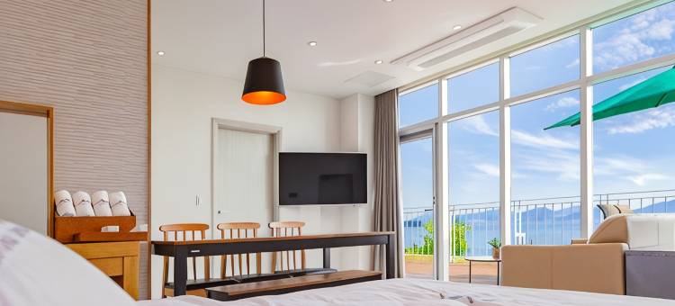 丽水海洋露台泳池别墅(Yeosu Marine Terrace Poolvilla)图片