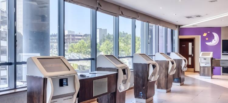 优品迎伦敦盖特威克机场(北航站楼)酒店(Premier Inn London Gatwick Airport (North Terminal) Hotel)图片