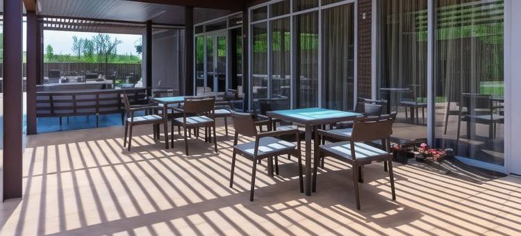 印第安纳波利斯西部赛道万豪万怡酒店(Courtyard Indianapolis West-Speedway)图片