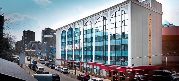 热姆丘任娜酒店(Zhemchuzhina Hotel)图片