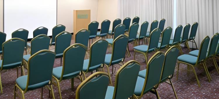 坦帕布兰登摄政公园拉昆塔温德姆套房酒店(La Quinta Inn & Suites by Wyndham Tampa Brandon Regency Park)图片