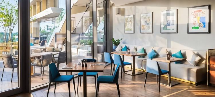 迪拜JA棕榈树庭院酒店(JA Palm Tree Court, Dubai)图片