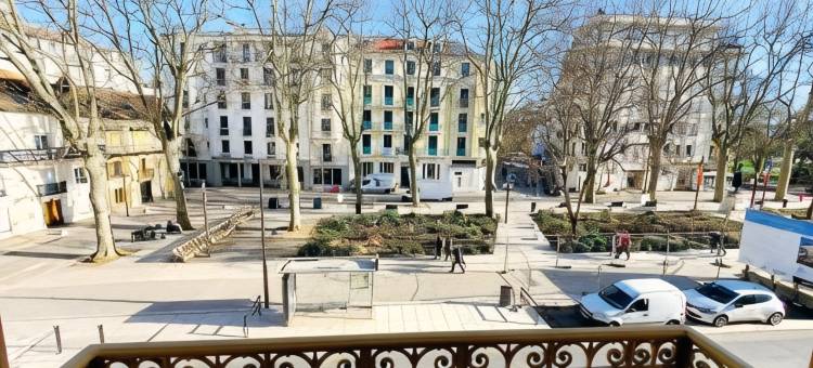 洛吉斯贝尔埃托瓦尔维希酒店(Logis Hôtel Belle Etoile Vichy)图片