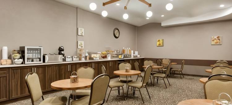 Travelodge by Wyndham(Travelodge 莱斯布里奇)(Travelodge by Wyndham Lethbridge)图片