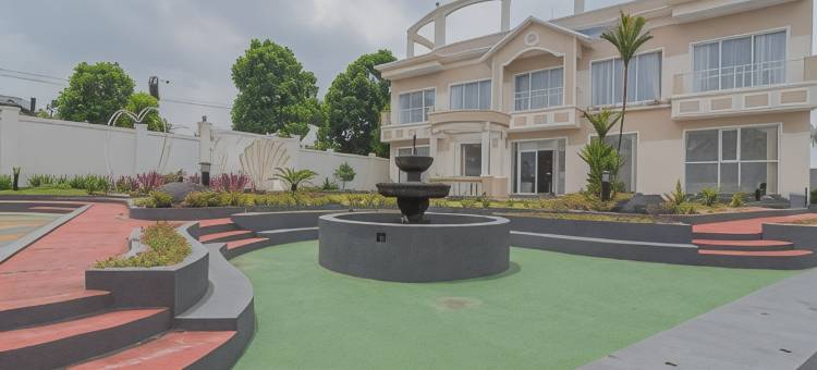 红多兹伊斯兰酒店@打横市穆蒂亚拉大别墅(RedDoorz Syariah @ Villa Grand Mutiara Tasikmalaya)图片