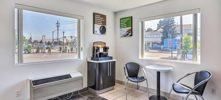 圣何塞机场6号汽车旅馆(Motel 6 San Jose, CA - Airport)图片