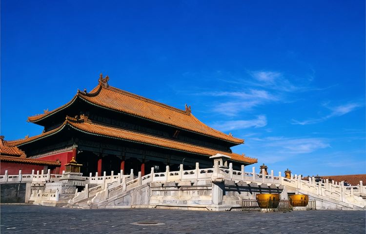 6-day 5-night · Private tours · Beijing + Shenyang · Experience a 6-day private tour in Beijing, where each day unlocks imperial wonders—from the Forbidden City's grandeur to the Great Wall's majesty—with exclusive private car service ensuring a seamless, personalized journey. Dive into the capital's rich history and vibrant culture, and indulge in an unforgettable adventure tailored just for you, from arrival to departure.