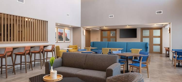 希尔顿科顿伍德汉普顿套房酒店(Hampton Inn & Suites by Hilton Cottonwood)图片