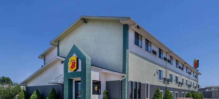 堪萨斯城巴里路-机场速8酒店(Super 8 by Wyndham Kansas City at Barry Road/Airport)图片