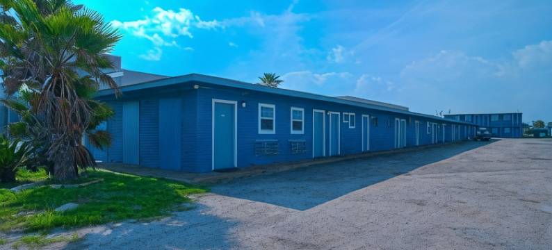 Oyo的Monterrey Motel Padre岛，科珀斯克里斯蒂(Monterrey Motel Padre Island, Corpus Christi by OYO)图片