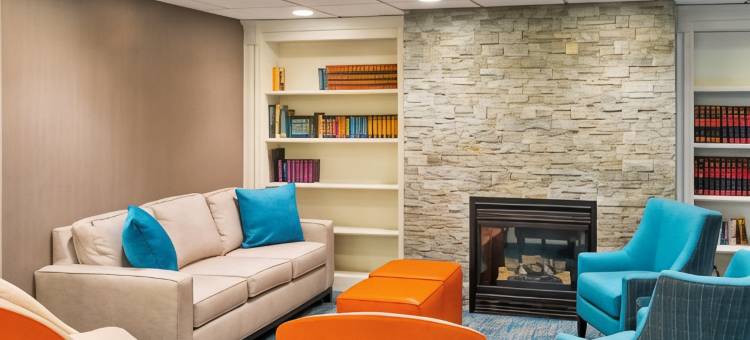 伯灵顿套房智选假日酒店 - 蒙荷里(Holiday Inn Express & Suites BURLINGTON - MOUNT HOLLY by IHG)图片