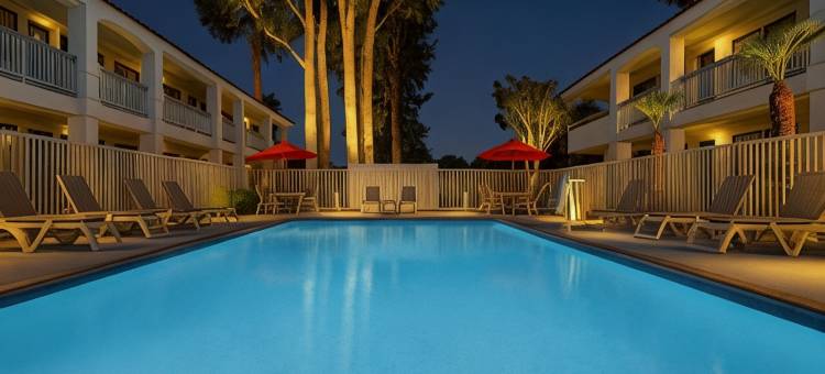 千橡树南6号汽车旅馆(Motel 6 Thousand Oaks, CA)图片