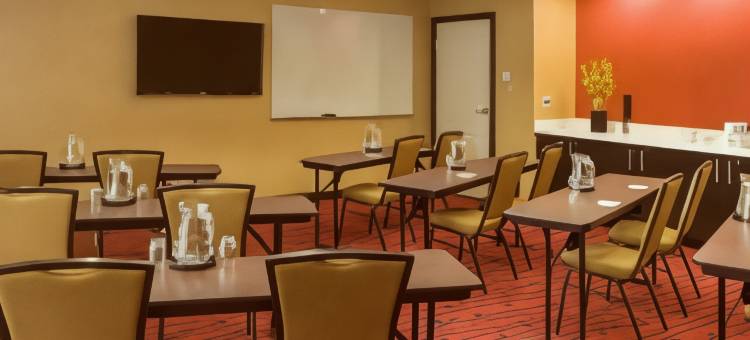 Residence Inn Fargo图片